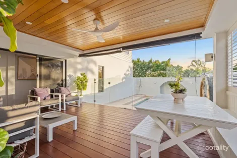 Property photo of 18 Kallaroo Crescent Ashmore QLD 4214