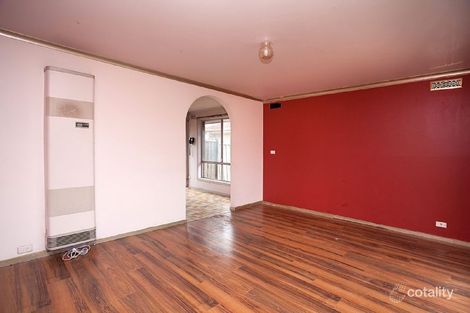 Property photo of 17 Warrington Crescent Deer Park VIC 3023