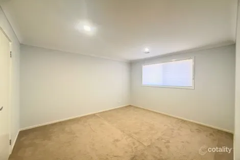 Property photo of 152 Waterhaven Boulevard Point Cook VIC 3030