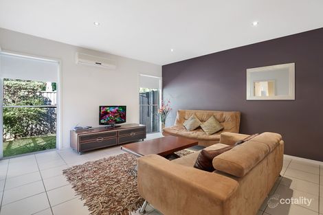 Property photo of 26/80 Moolyyir Street Urangan QLD 4655