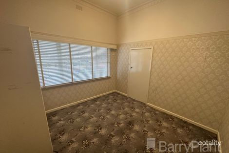 10 Eddy St, Golden Point, VIC 3350