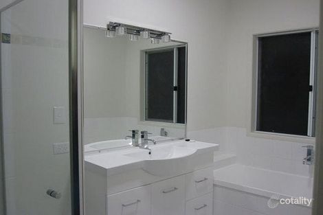 Property photo of 93 Waterbrooke Circuit Drewvale QLD 4116