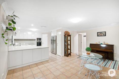 Property photo of 19 Fernhill Place Parkinson QLD 4115