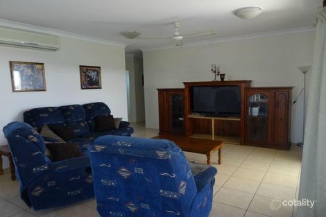 Property photo of 9 Henning Court Bushland Beach QLD 4818