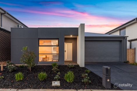 33 Alambadi Cct, Clyde North, VIC 3978