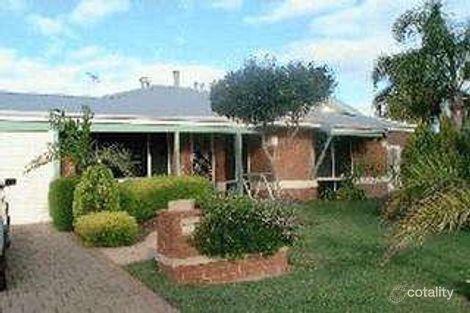 Property photo of 15 Loxleigh Gardens Kiara WA 6054