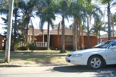 27 Lewin Cres, Chipping Norton, NSW 2170