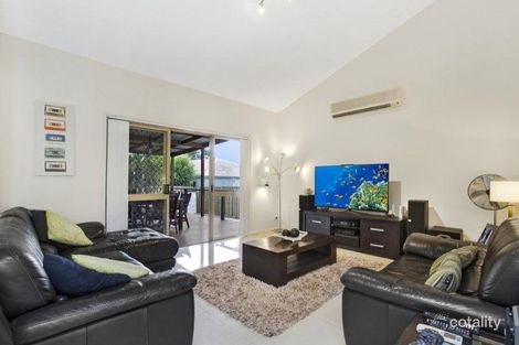 Property photo of 23 Cheltenham Drive Robina QLD 4226