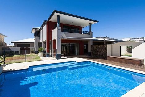 Property photo of 10 Turtles Bend Secret Harbour WA 6173