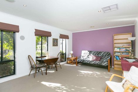 Property photo of 54 Londonderry Way Epsom VIC 3551