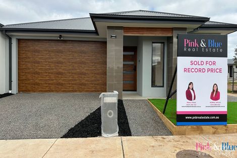 6 Kerala St, Rockbank, VIC 3335