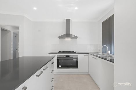 Property photo of 17 Vistula Terrace Kelmscott WA 6111