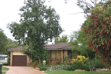 Property photo of 15 Reeve Crescent Doonside NSW 2767