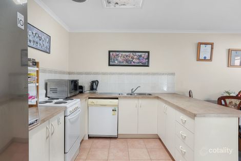 Property photo of 7 Windle Terrace Burnside VIC 3023