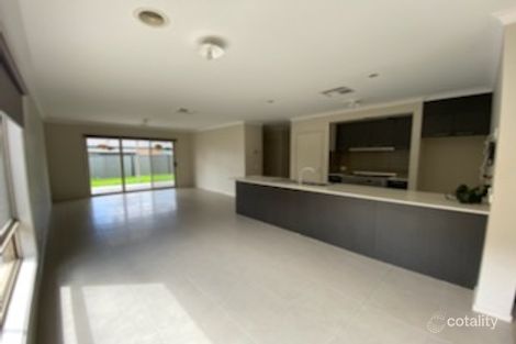 Property photo of 47 Donnelly Circuit South Morang VIC 3752