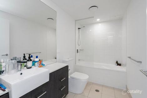 Property photo of 3303/25-31 East Quay Drive Biggera Waters QLD 4216