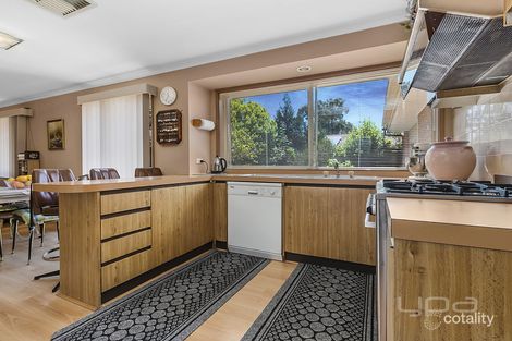 Property photo of 15 Pennyroyal Crescent Kurunjang VIC 3337