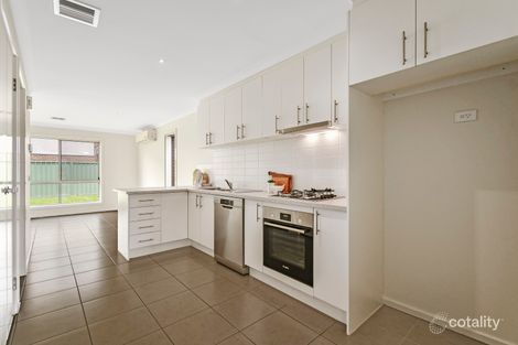 Property photo of 4 Bluestone Street Pakenham VIC 3810