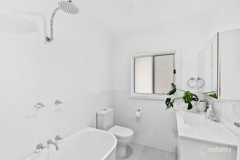 Property photo of 3 Lucinda Avenue Killarney Vale NSW 2261