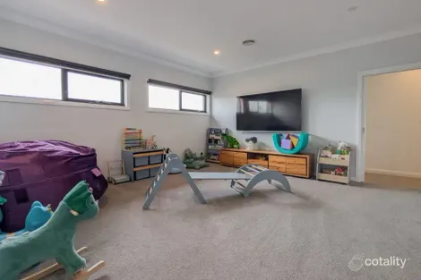 Property photo of 19 Nalder Drive Swan Hill VIC 3585