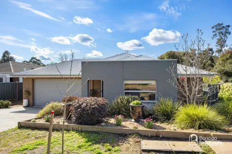 13 Courage Ct, Strathfieldsaye, VIC 3551