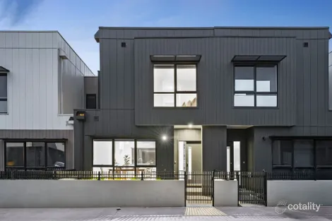 Property photo of 44 Limestone Drive Berwick VIC 3806