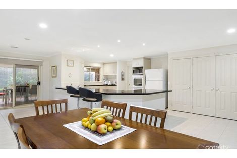 Property photo of 5 Valerie Close Mount Martha VIC 3934