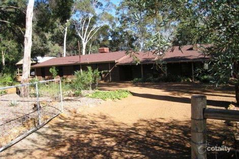 3 Edith St, Darlington, WA 6070