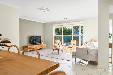 Property photo of 4/42-44 Wheatsheaf Road Morphett Vale SA 5162