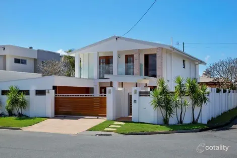 24 Lakeside Ave, Broadbeach Waters, QLD 4218