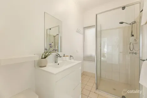 Property photo of 40 Wills Street Coorparoo QLD 4151