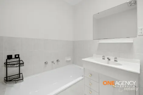 Property photo of 37 Dooland Court Nicholls ACT 2913