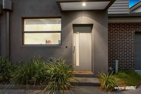 Property photo of 2/7 Rhodes Parade Pascoe Vale VIC 3044