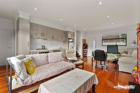 Property photo of 2/7 Rhodes Parade Pascoe Vale VIC 3044