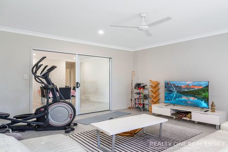 Property photo of 12 Stirling Drive Rockyview QLD 4701