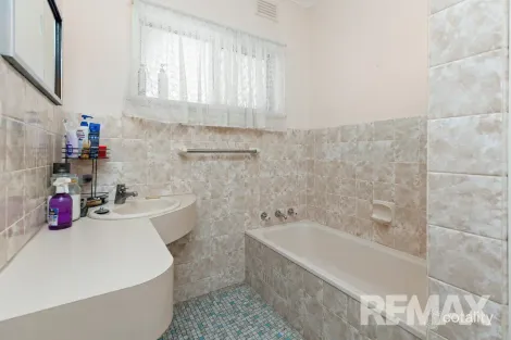 Property photo of 20 Freyberg Street Ashmont NSW 2650