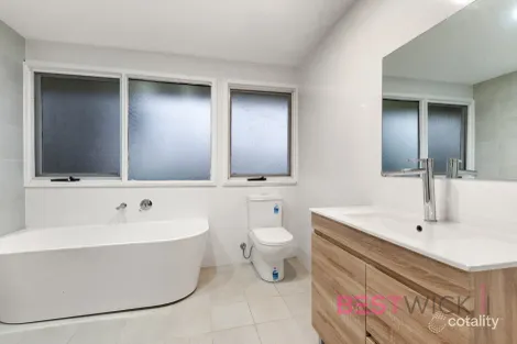 Property photo of 63 Booth Street Windradyne NSW 2795
