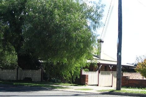 11 Planthurst Rd, Carlton, NSW 2218