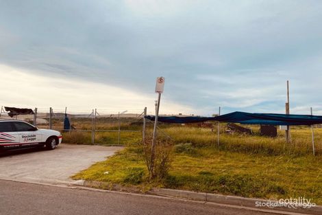 8 Fullarton Dr, Epping, VIC 3076