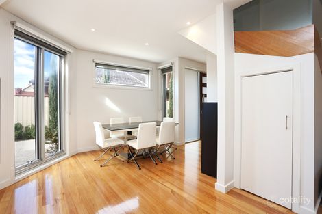 Property photo of 2/1 Cameron Road Essendon VIC 3040