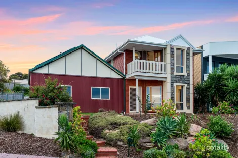 Property photo of 1 Sunset Court O'Sullivan Beach SA 5166