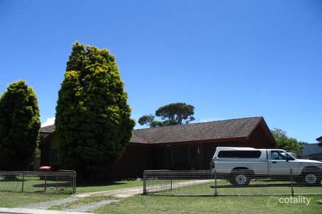 141 Cowlishaw St, Redhead, NSW 2290