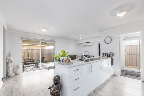 Property photo of 19 Dresden Road Dalyellup WA 6230