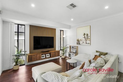 Property photo of 8 Beautiful Road Banksia Grove WA 6031