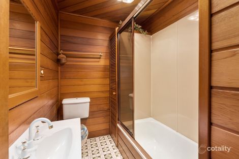 Property photo of 20 Aldinga Avenue Koonawarra NSW 2530