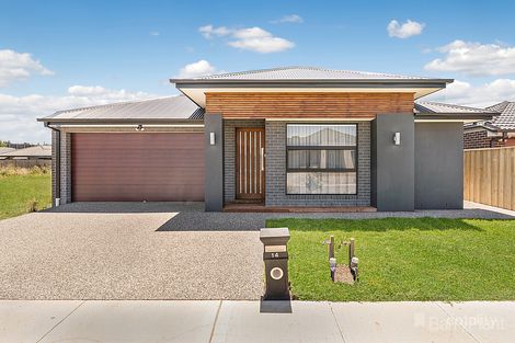 Property photo of 14 Clarendon Crescent Wallan VIC 3756
