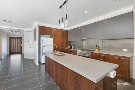 Property photo of 6 Hillcrest Street Wellington Point QLD 4160