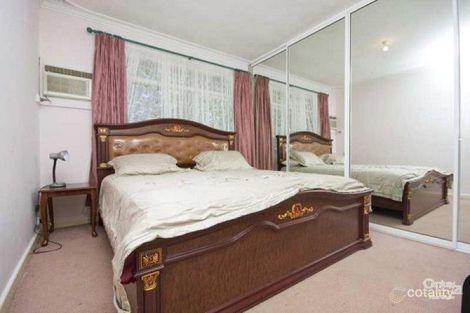 Property photo of 37 Lowth Road Beckenham WA 6107
