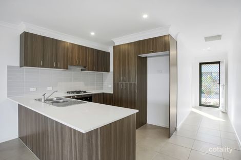 Property photo of 23 Quinella Way Pakenham VIC 3810