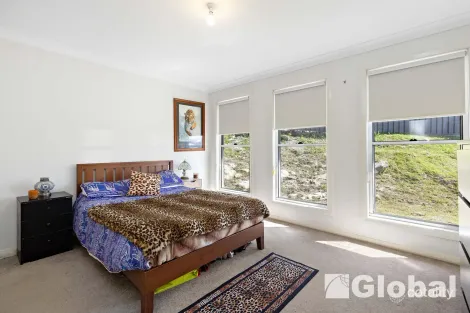 Property photo of 19 Pegasus Road Cameron Park NSW 2285